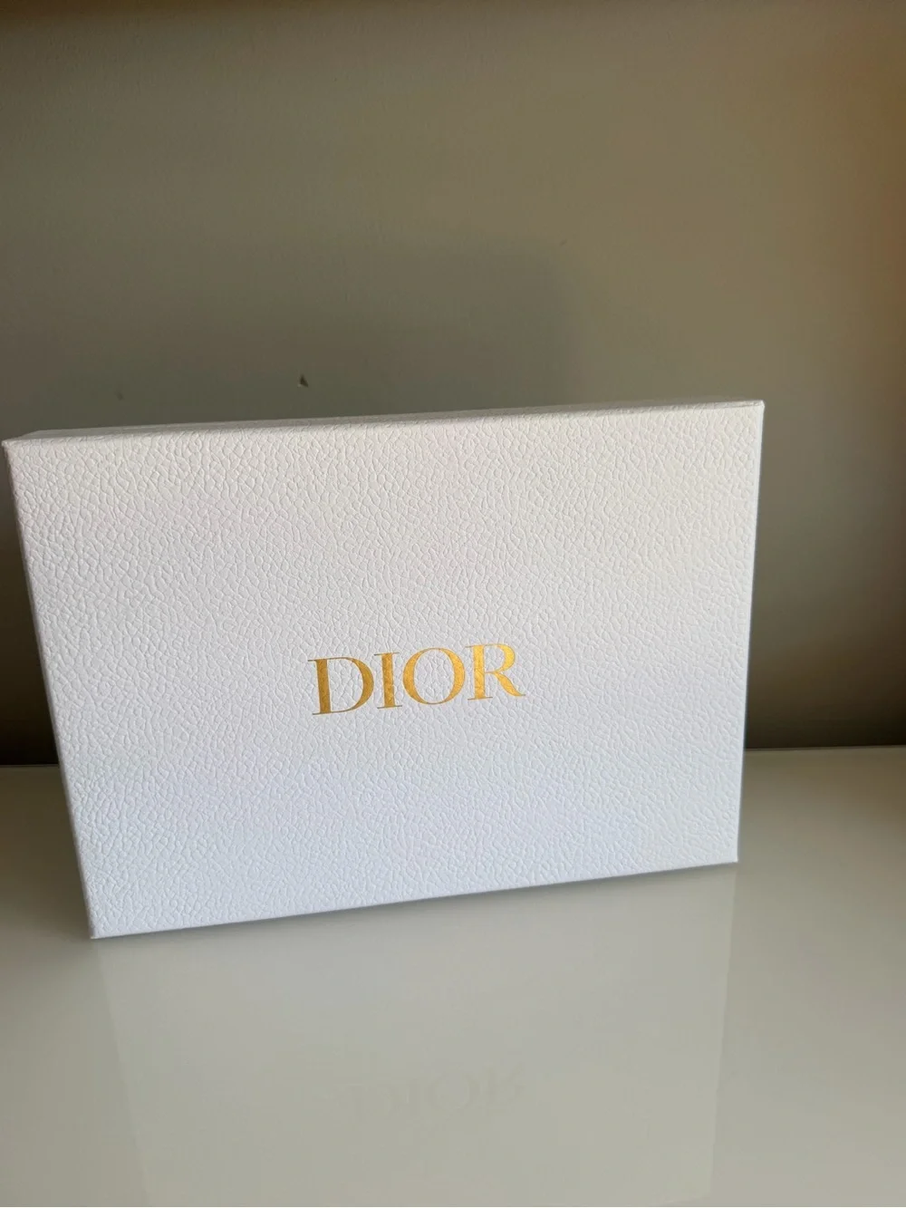 Dior White Gift Box with Gold DIOR Logo new